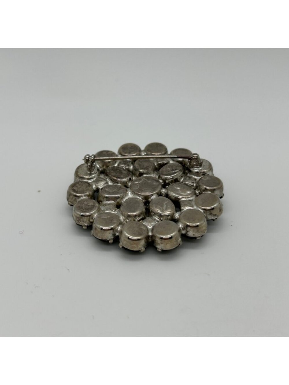 Vintage Black White Flower Brooch Pin Acrylic Stone Floral Retro Costume Jewelry - Picture 8 of 10
